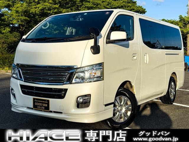 Nissan NV350CARAVAN VAN 2013 — фото автомобиля 1