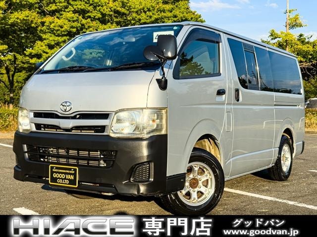 Toyota HIACE VAN 2012 — фото автомобиля 1
