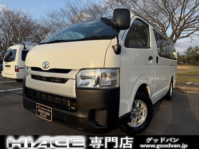 Toyota HIACE VAN 2011 — фото автомобиля 1
