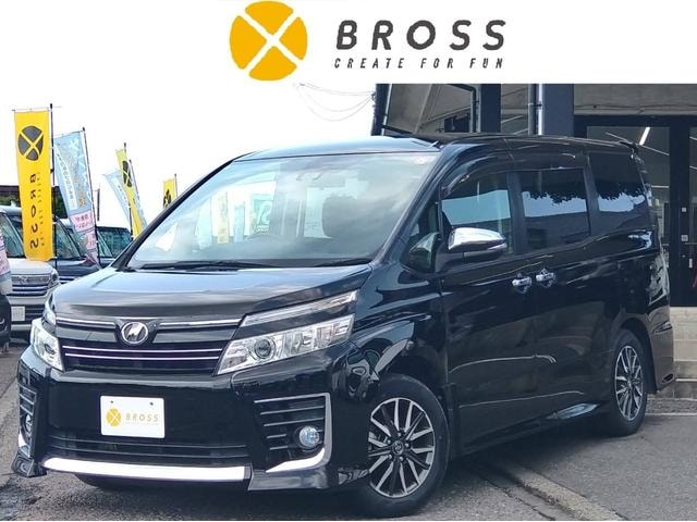 Toyota VOXY 2016 — фото автомобиля 1