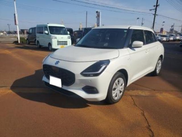 Suzuki SWIFT 2024 — фото автомобиля 1