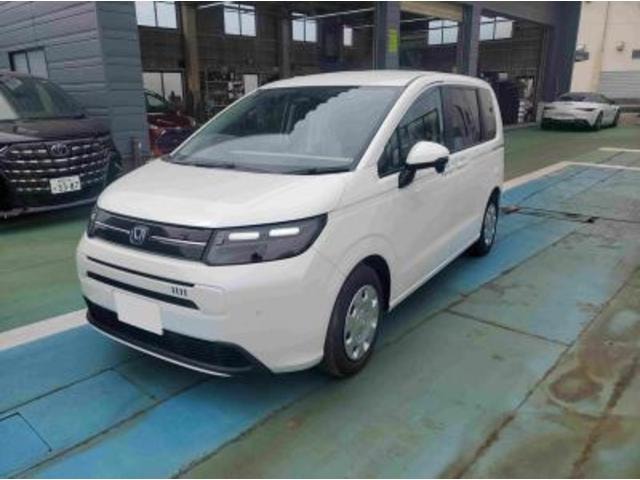 Honda FREED 2026 — фото автомобиля 1