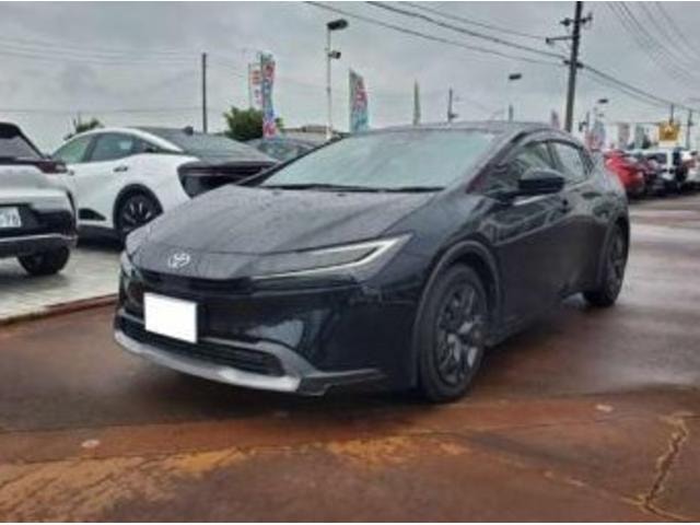 Toyota PRIUS 2024 — фото автомобиля
