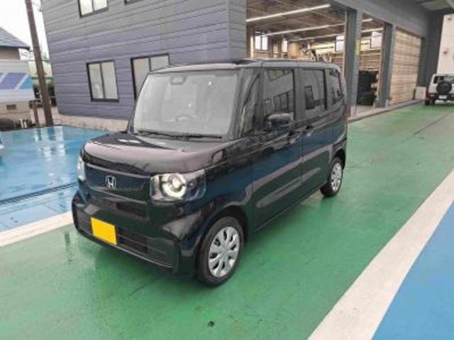Honda N-BOX 2025 — фото автомобиля 1