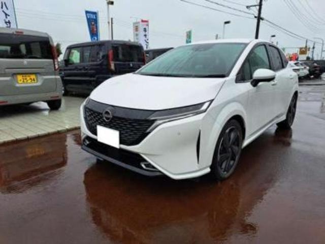 Nissan AURA 2023 — фото автомобиля 1