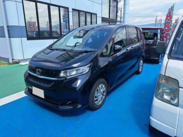 Honda FREED 2023 — фото автомобиля 1