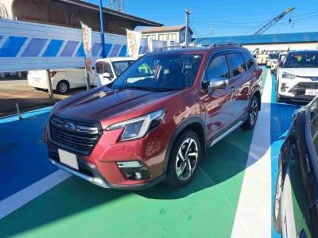 Subaru FORESTER 2021 — фото автомобиля 1
