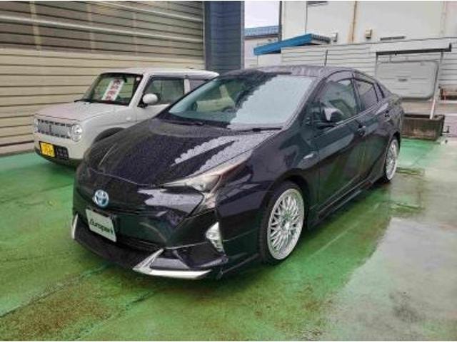 Toyota PRIUS 2016 — фото автомобиля 1