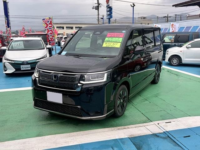 Honda STEPWAGON 2026 — фото автомобиля 1