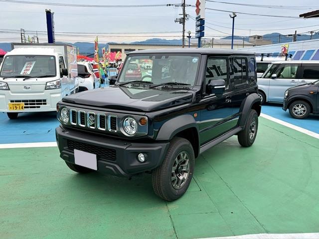 Suzuki JIMNY NOMADE 2026 — фото автомобиля 1