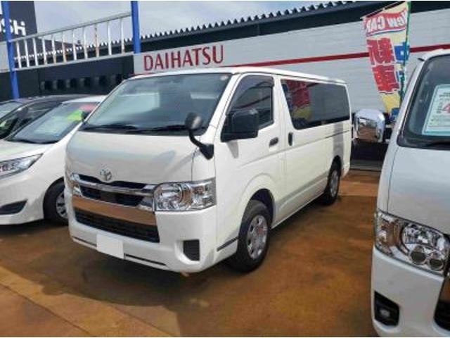 Toyota HIACE VAN 2023 — фото автомобиля 1