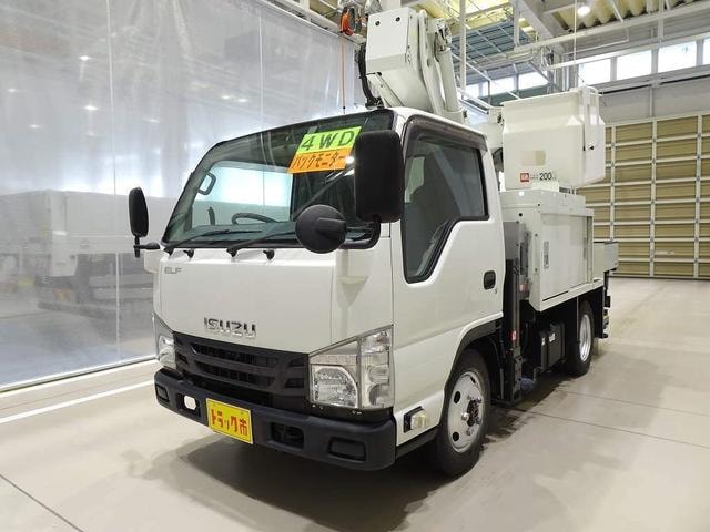Isuzu ELF TRUCK 2017 — фото автомобиля