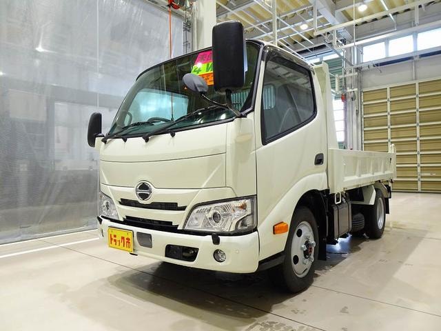 Hino DUTRO 2025 — фото автомобиля 1