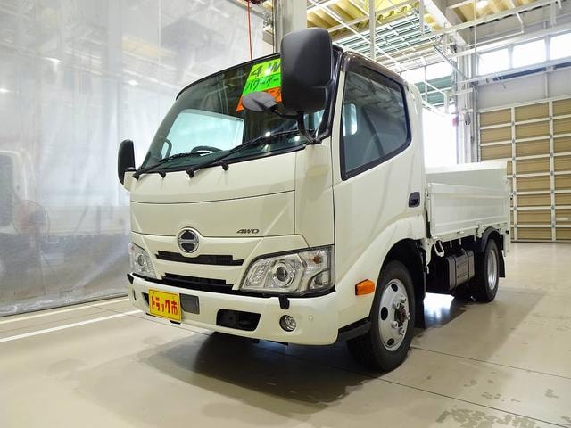 Hino DUTRO 2020 — фото автомобиля 1