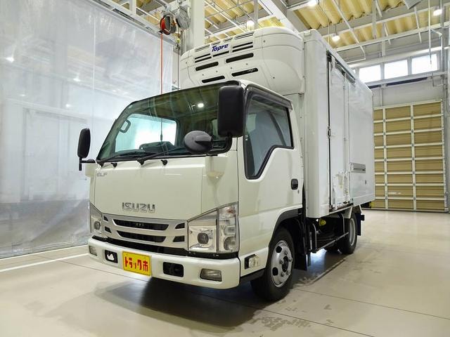 Isuzu ELF TRUCK 2022 — фото автомобиля