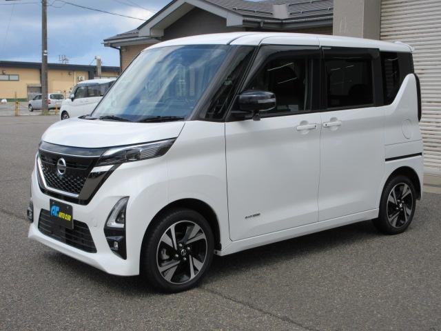 Nissan ROOX 2021 — фото автомобиля 1