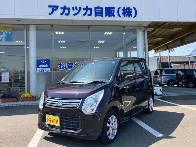 Suzuki WAGON R 2013 — фото автомобиля 1