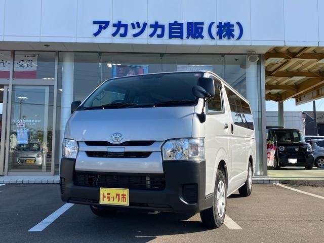 Toyota HIACE VAN 2019 — фото автомобиля 1