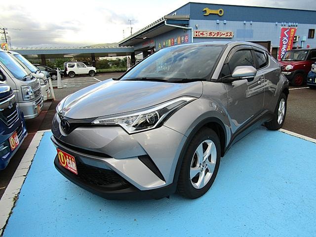 Toyota C-HR 2017 — фото автомобиля 1
