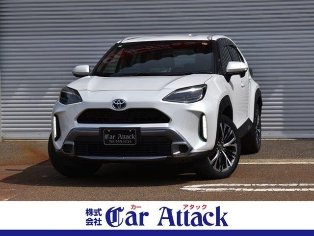 Toyota YARIS CROSS 2023 — фото автомобиля