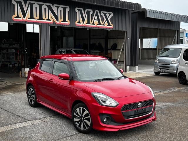 Suzuki SWIFT 2017 — фото автомобиля 1