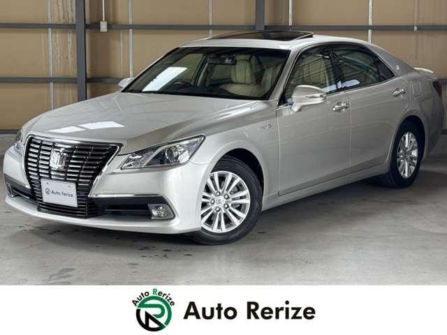 Toyota CROWN HYBRID 2013 — фото автомобиля