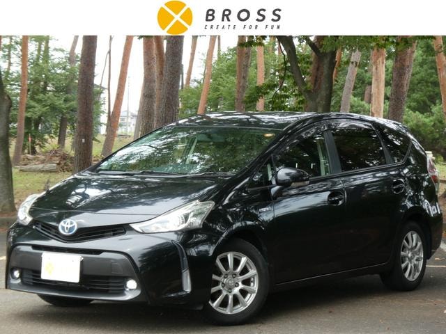 Toyota PRIUS ALPHA 2014 — фото автомобиля