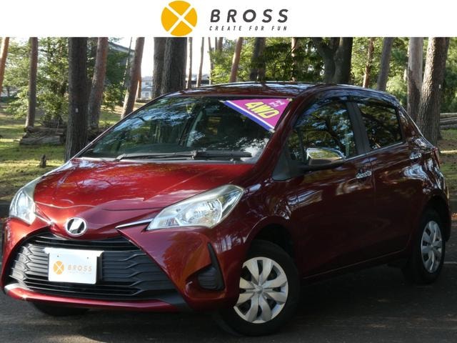 Toyota VITZ 2017 — фото автомобиля