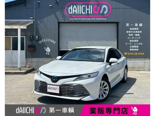 Toyota CAMRY 2019 — фото автомобиля