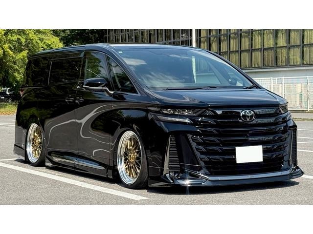 Toyota VELLFIRE HYBRID 2023 — фото автомобиля