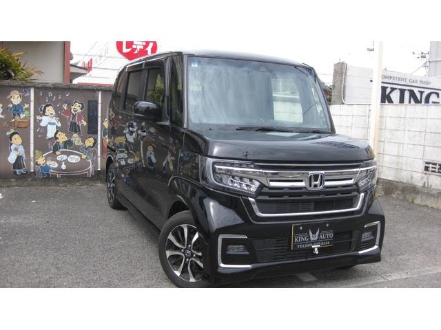 Honda N-BOX CUSTOM 2023 — фото автомобиля 1