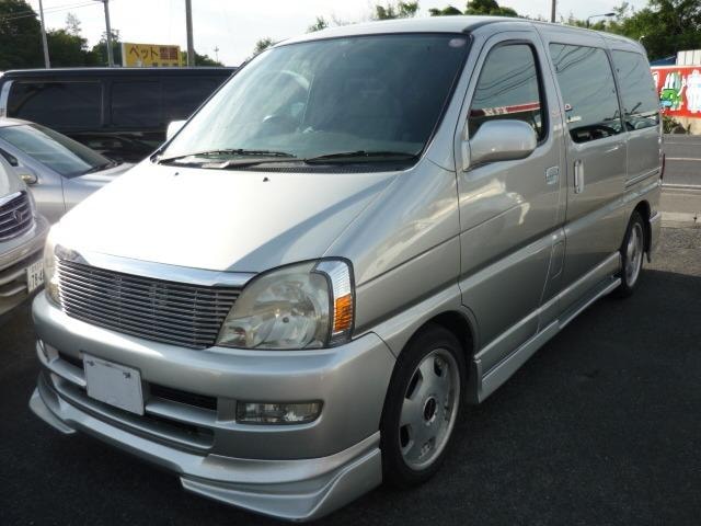 Toyota REGIUS 2000 — фото автомобиля 1