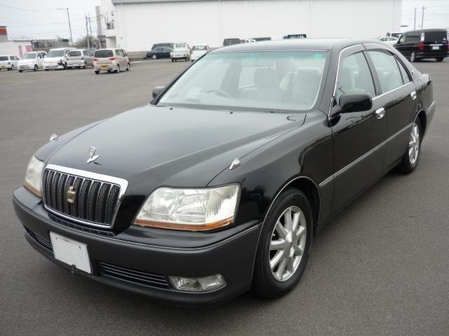 Toyota CROWN MAJESTA 1999 — фото автомобиля