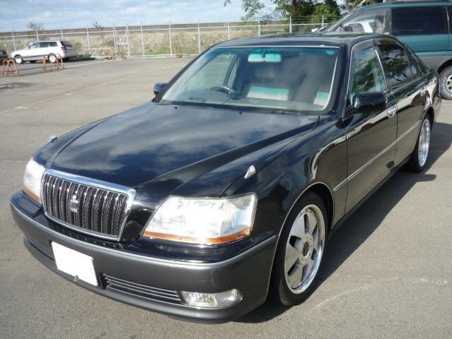 Toyota CROWN MAJESTA 1999 — фото автомобиля 1
