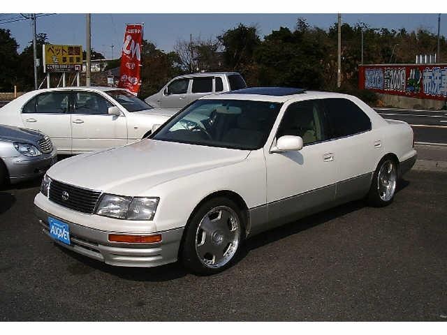 Toyota CELSIOR 1995 — фото автомобиля 1