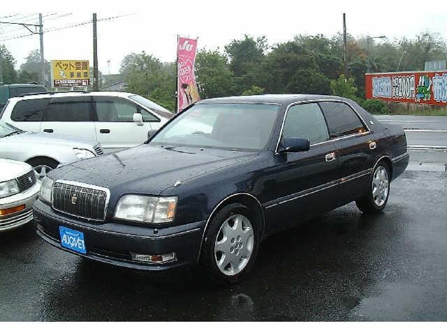 Toyota CROWN MAJESTA 1995 — фото автомобиля