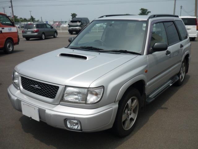 Subaru FORESTER 1997 — фото автомобиля