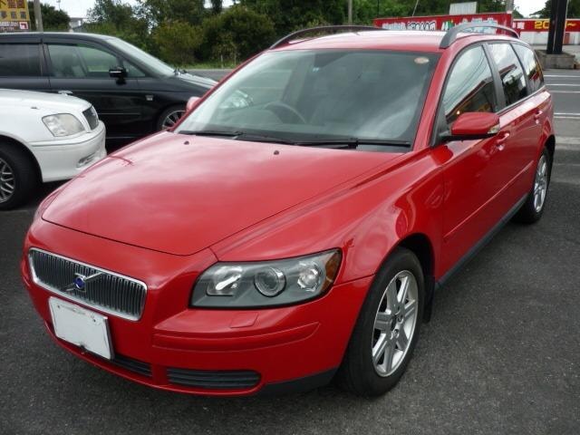 Volvo V50 2006 — фото автомобиля 1