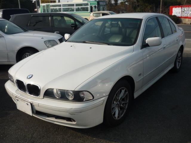 Bmw 5 SERIES 2002 — фото автомобиля 1