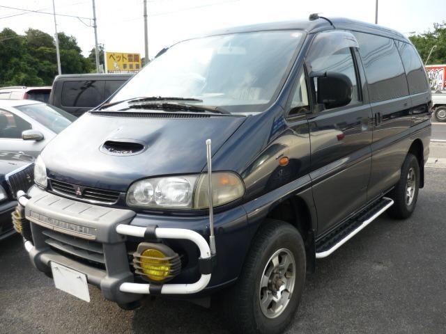 Mitsubishi DELICA SPACE GEAR 1996 — фото автомобиля