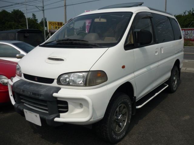Mitsubishi DELICA SPACE GEAR 1994 — фото автомобиля