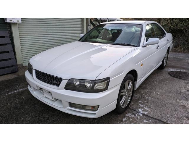Nissan LAUREL 1998 — фото автомобиля