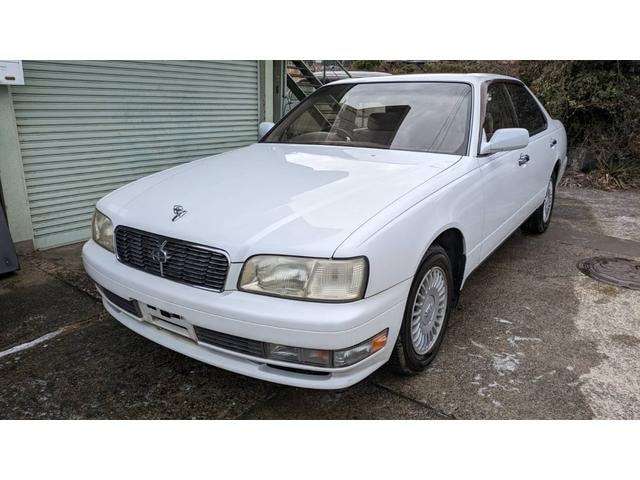 Nissan GLORIA 1996 — фото автомобиля 1
