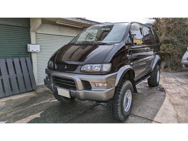 Mitsubishi DELICA SPACE GEAR 1998 — фото автомобиля