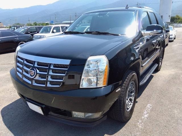 Cadillac ESCALADE 2013 — фото автомобиля