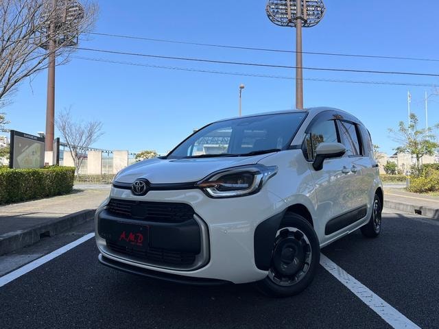Toyota SIENTA 2024 — фото автомобиля