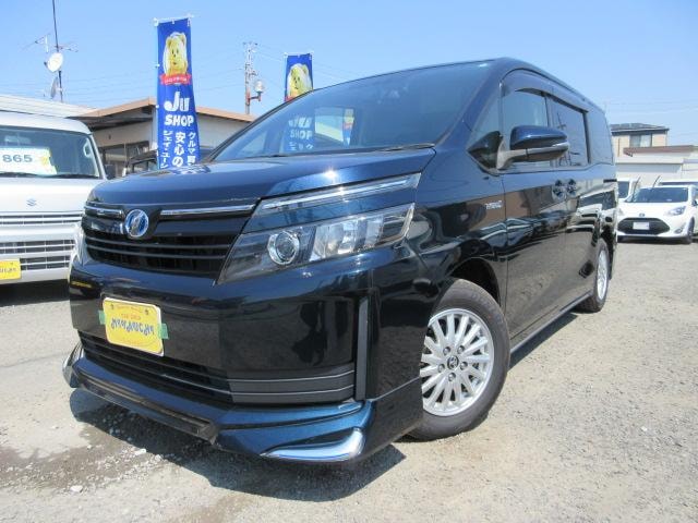 Toyota VOXY 2014 — фото автомобиля 1