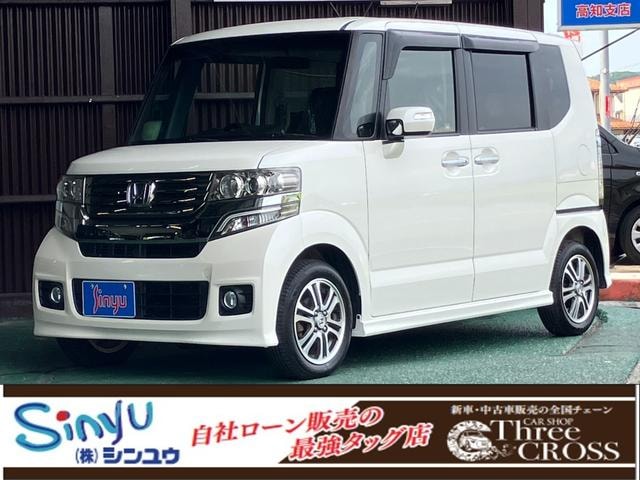 Honda N-BOX CUSTOM 2013 — фото автомобиля 1