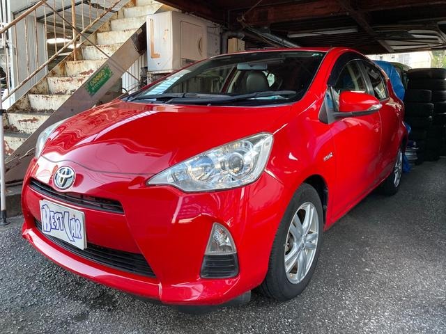 Toyota AQUA 2013 — фото автомобиля 1