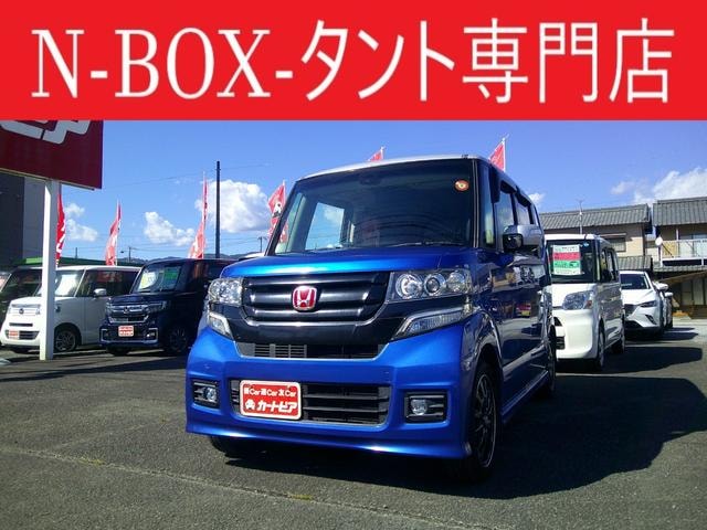 Honda N-BOX CUSTOM 2015 — фото автомобиля 1